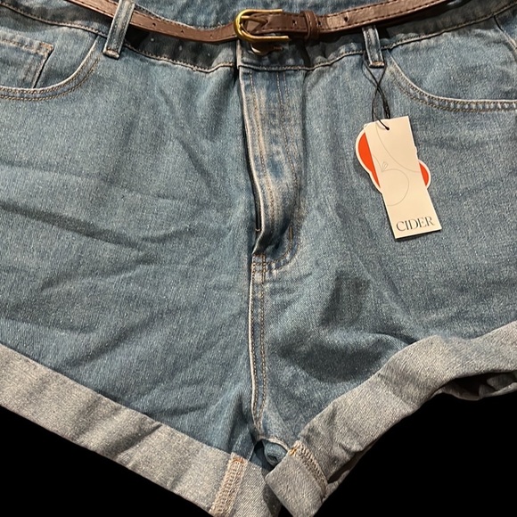 CIDER denim shorts - Picture 3 of 11